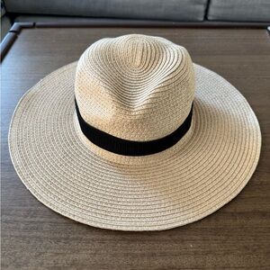 Madewell | Packable Mesa Straw Hat